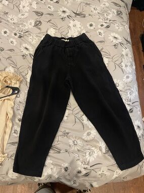 Black Women's Relaxed Elastic-Waist Pants
